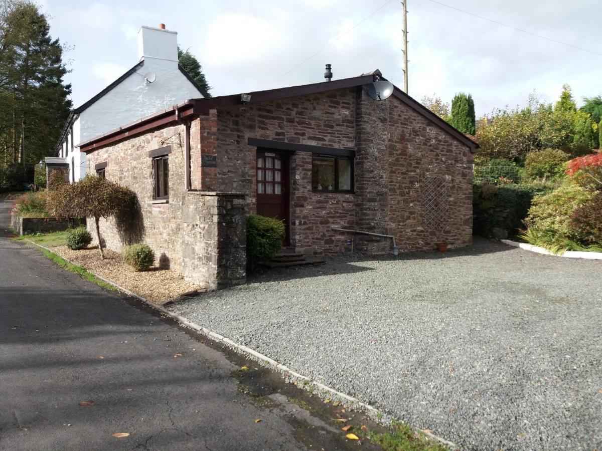Auld Ffynnon Villa Brecon Bagian luar foto